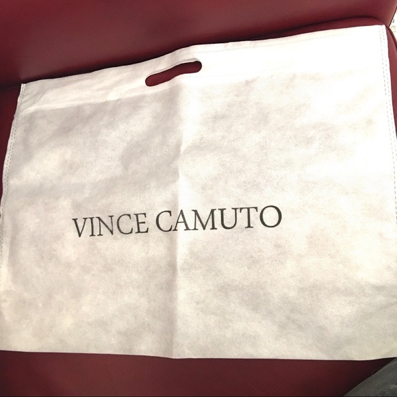 🌿VINCE CAMUTO Vegan Leather NWOT Tote - Picture 2 of 7